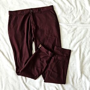 Dress pant / Chino burgundy waist 31, length 32. Fun detail on trouser leg